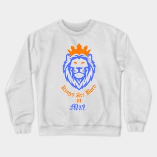 Vintage Kings Birthday in May Essential Gift T-Shirt Crewneck Sweatshirt